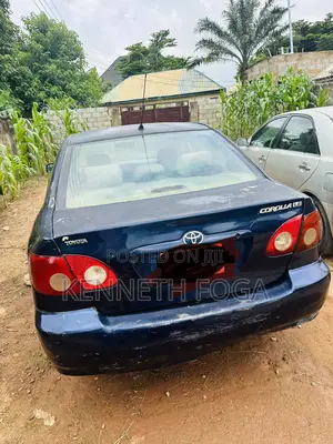 Toyota Corolla LE 2005 Blue