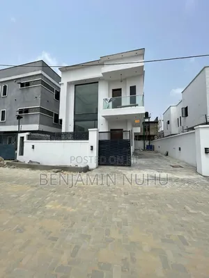4bdrm Duplex in Sunshine Estate, Off Lekki-Epe Expressway for sale