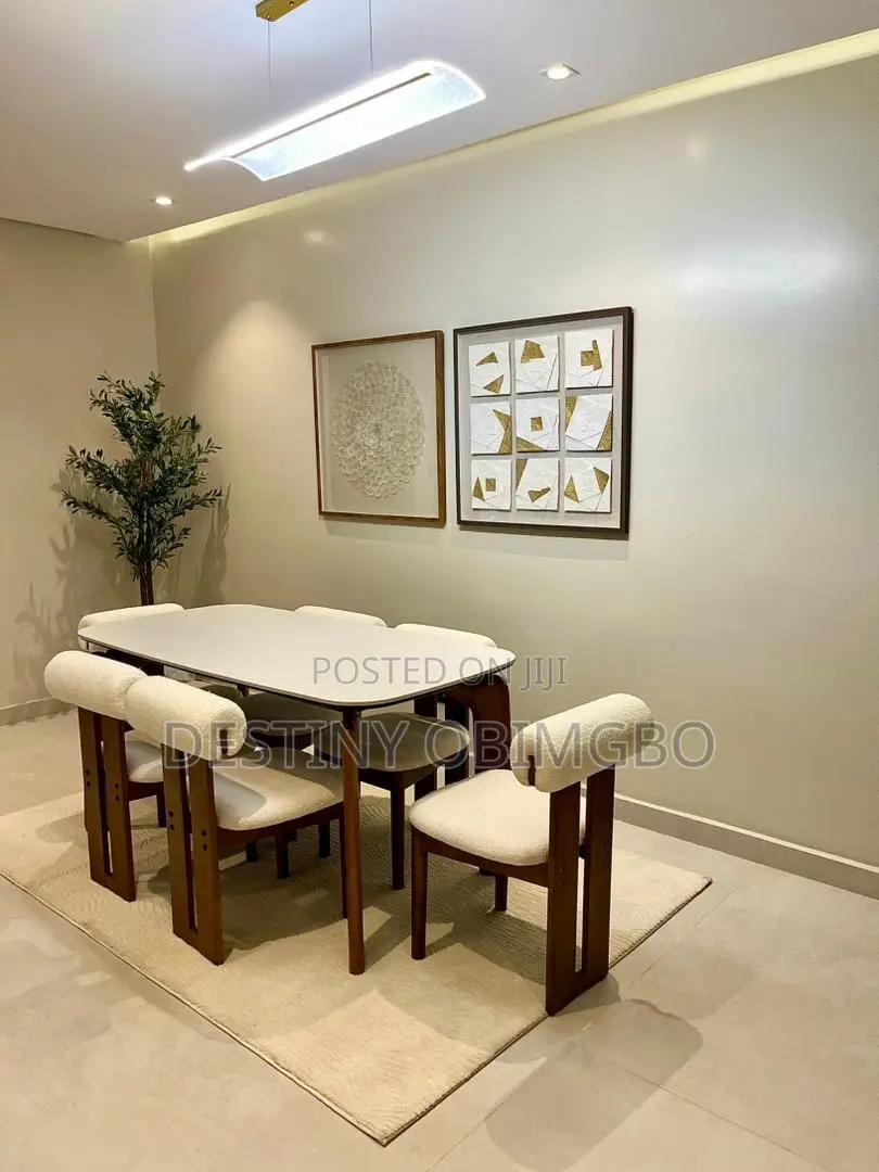4 Bedroom Apartment