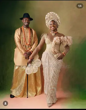 Champagne Embellished Bridal Gown Men’S Gold Traditional