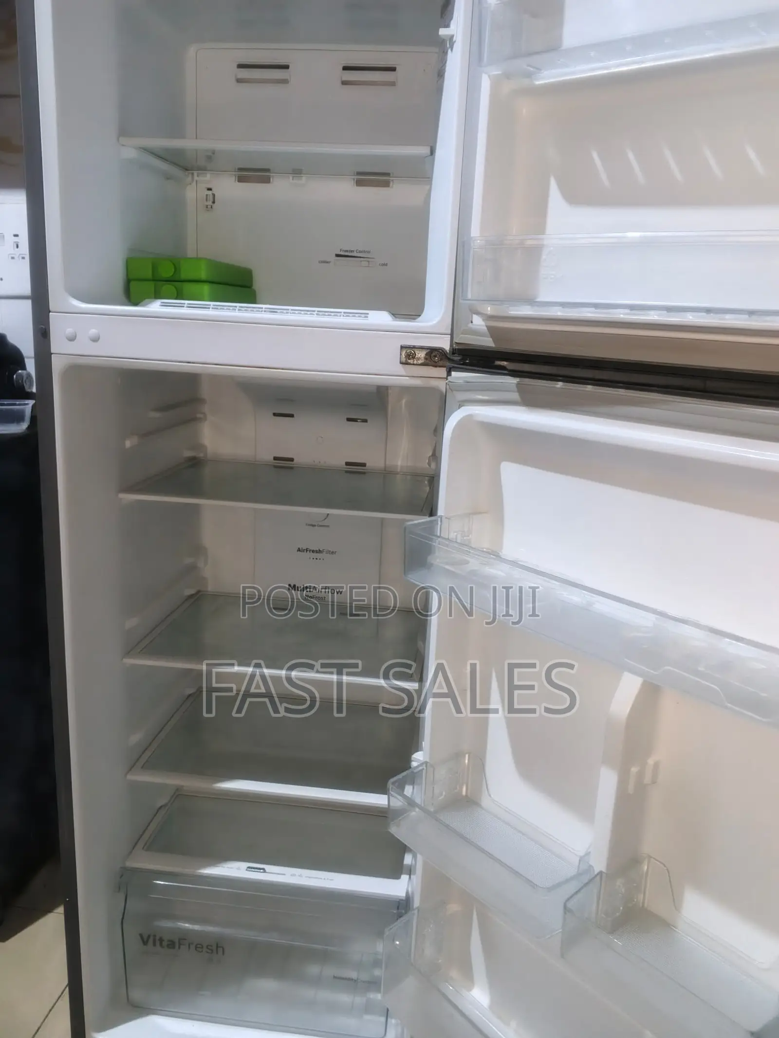 Bosch Kdn28nl2n5 425 Liter Freestanding, Top-Mount Refrigerator