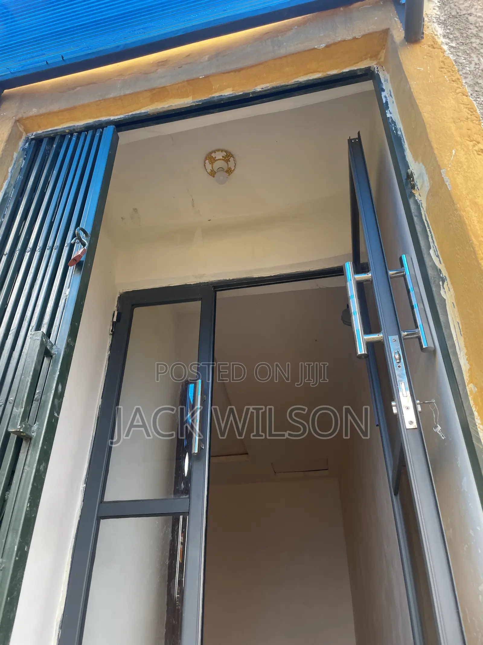 Spacious Shop in Tunga Maje