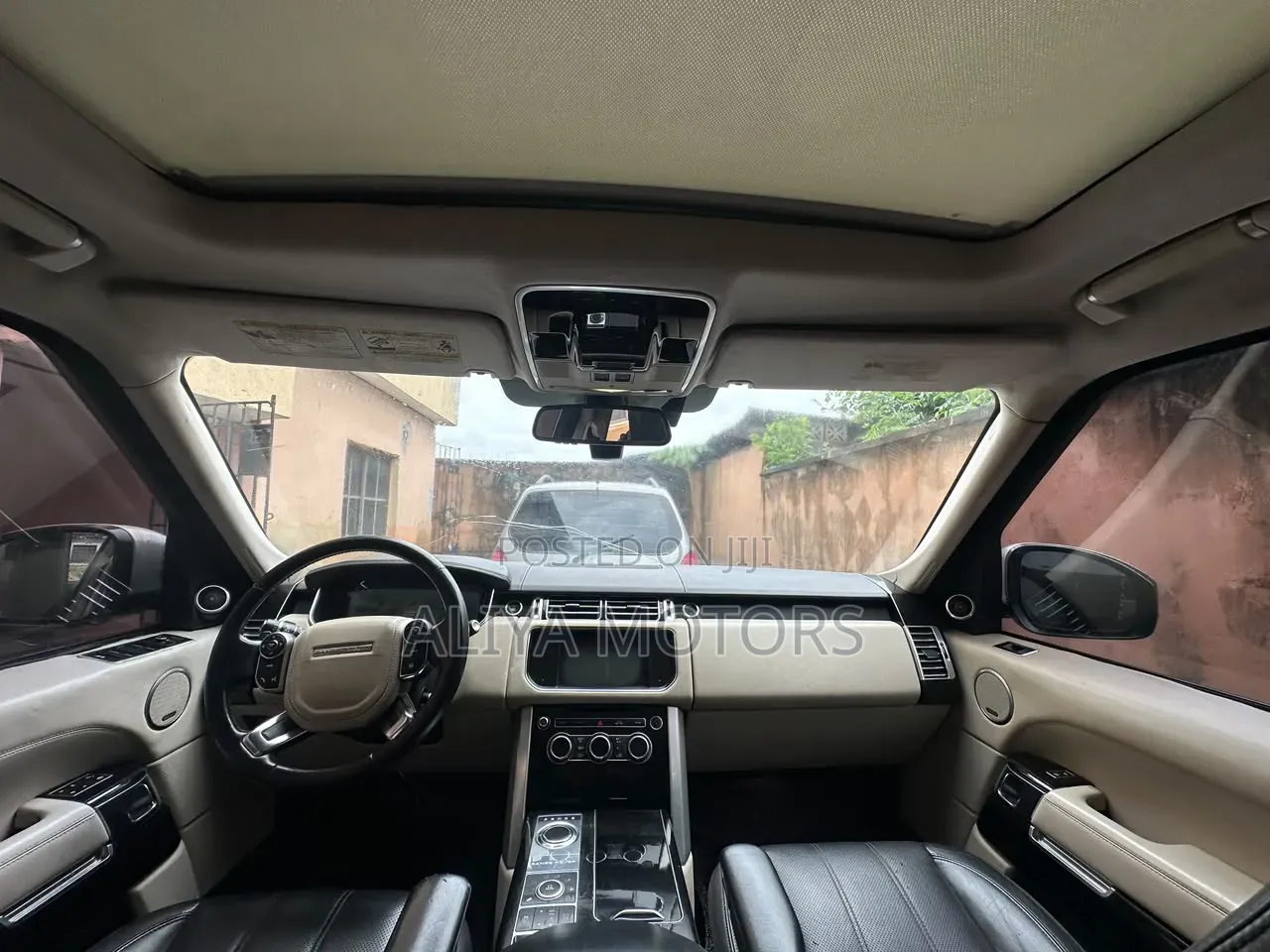 Land Rover Range Rover 2014 Gold