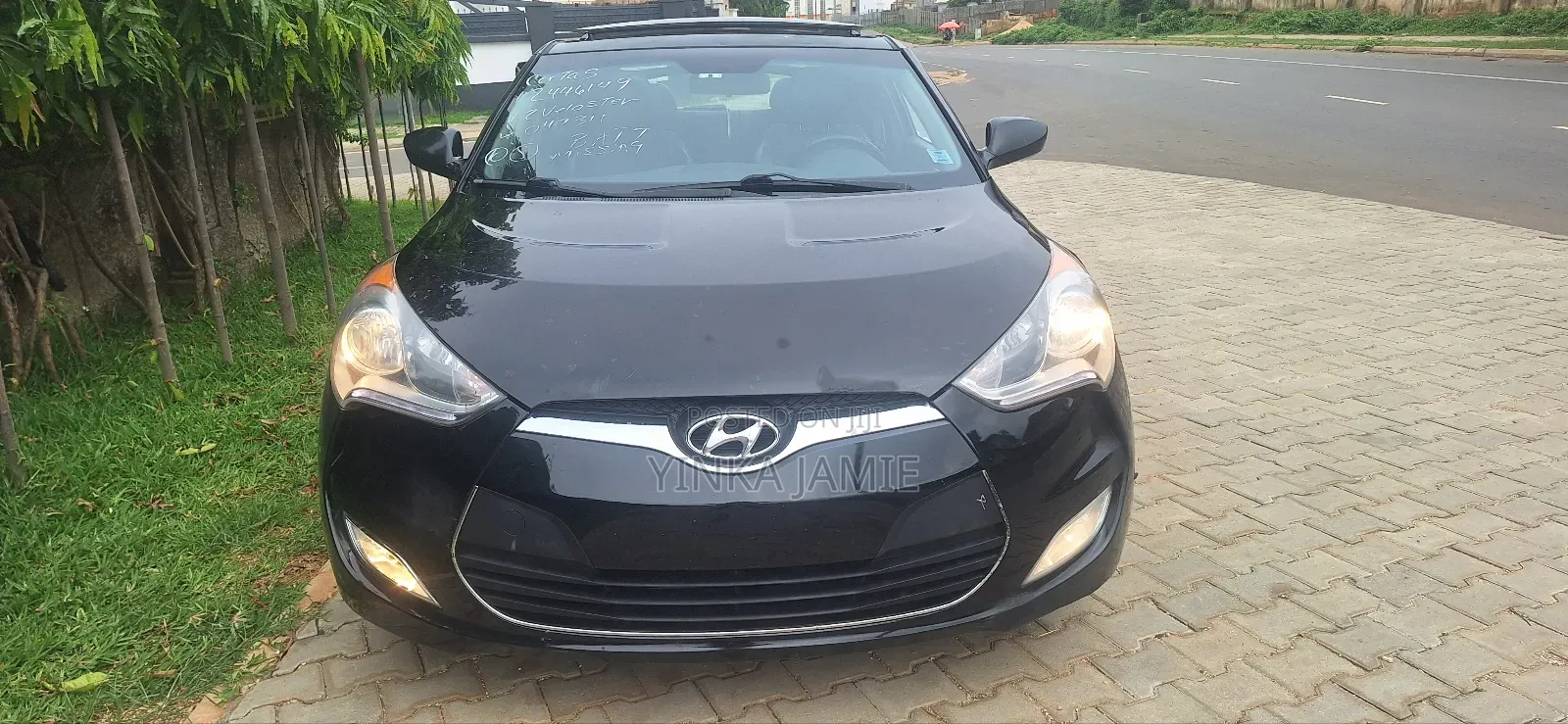 Hyundai Veloster Automatic 2012 Black