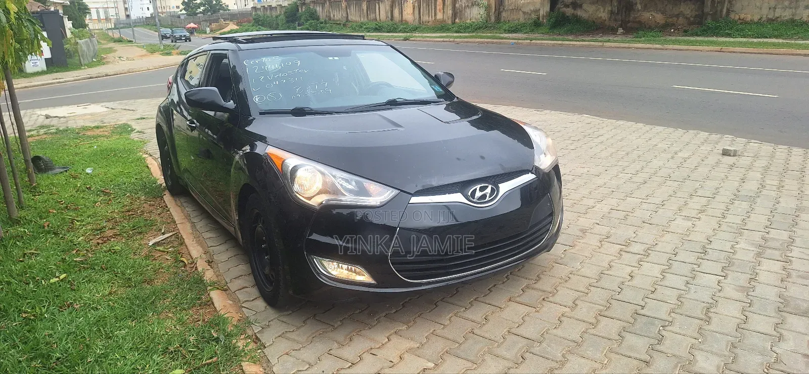 Hyundai Veloster Automatic 2012 Black