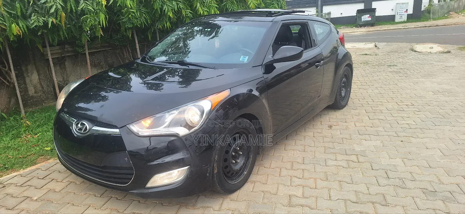 Hyundai Veloster Automatic 2012 Black