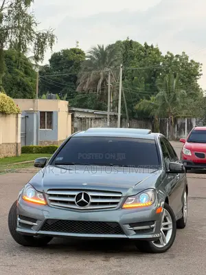Mercedes-Benz C300 2012 Gray