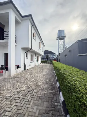 1bdrm Apartment in Orchid Chevron Toll for rent