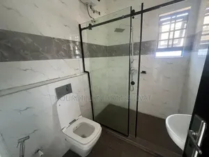 3bdrm Duplex in Orchid Road Lekki for rent