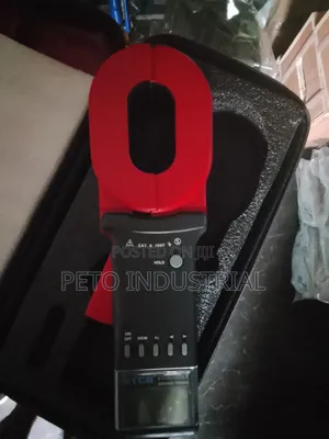 Earth Clamp Meter