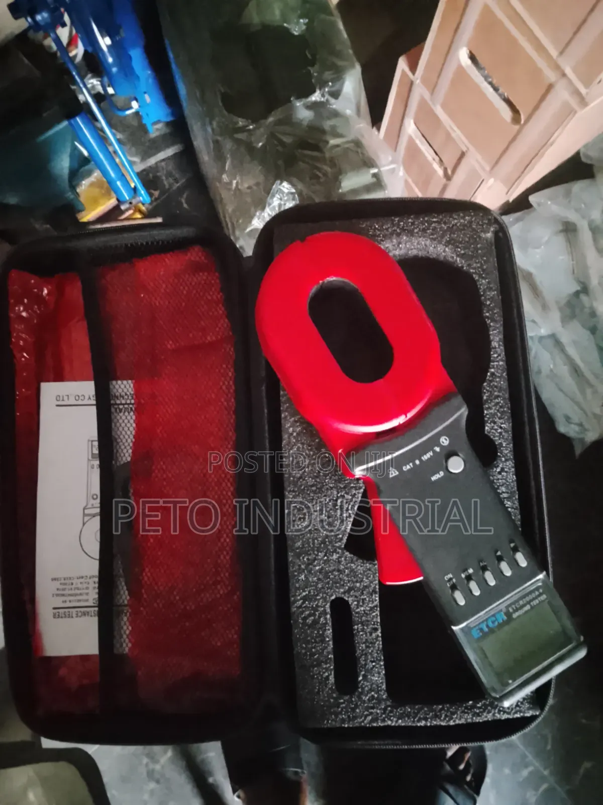 Earth Clamp Meter
