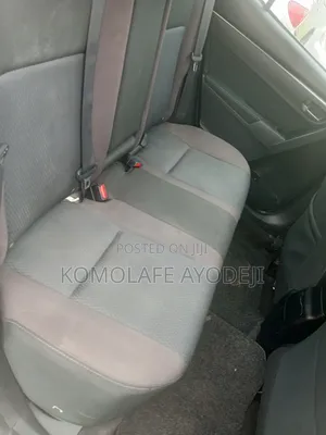 Toyota Corolla 2017 Silver