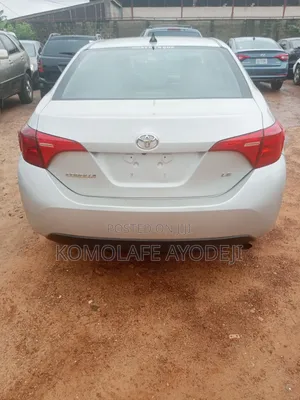 Toyota Corolla 2017 Silver
