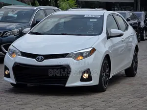 Toyota Corolla 2015 White