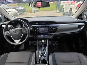 Toyota Corolla 2015 White