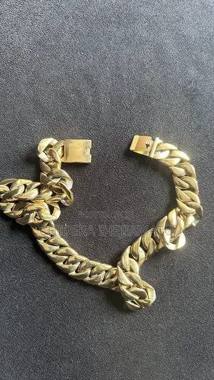 Gold-Tone Cuban Link Chain | Fashion Necklace | Unisex