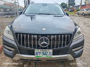 Mercedes-Benz M Class ML 350 4Matic 2012 Black