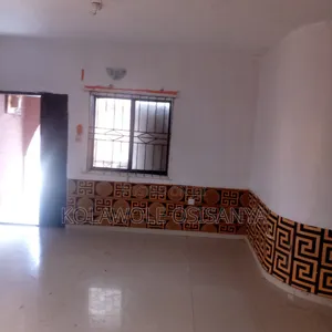 3bdrm Apartment in Ikotun- Igando Road for rent