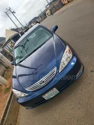 Toyota Camry 2004 Blue