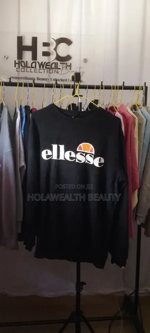 Sweat Shirt