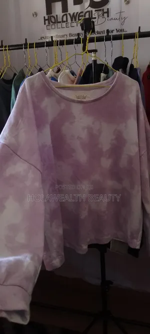 Sweat Shirt
