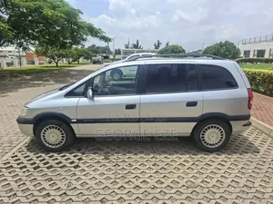 Opel Zafira 2004 Silver
