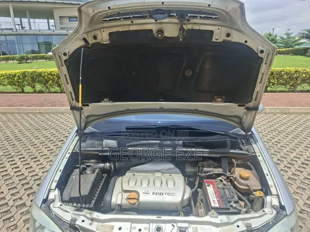 Opel Zafira 2004 Silver