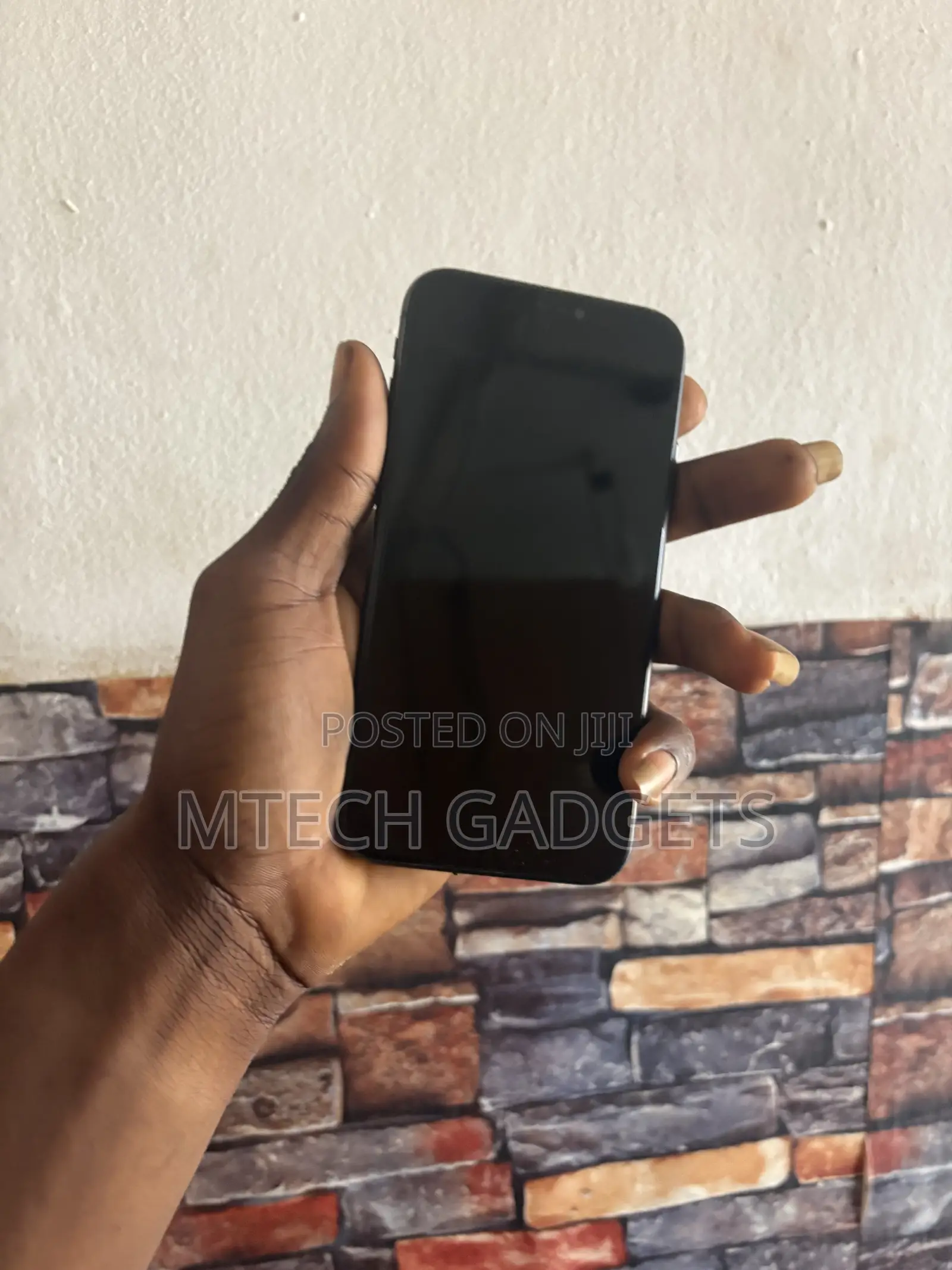 Apple iPhone 11 64 GB Black