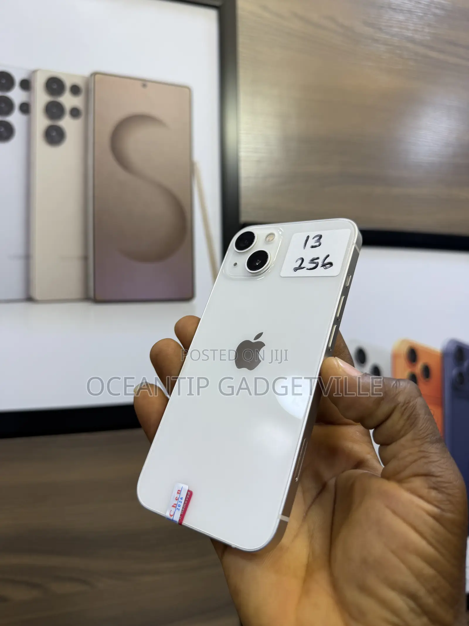 Apple iPhone 13 256 GB White