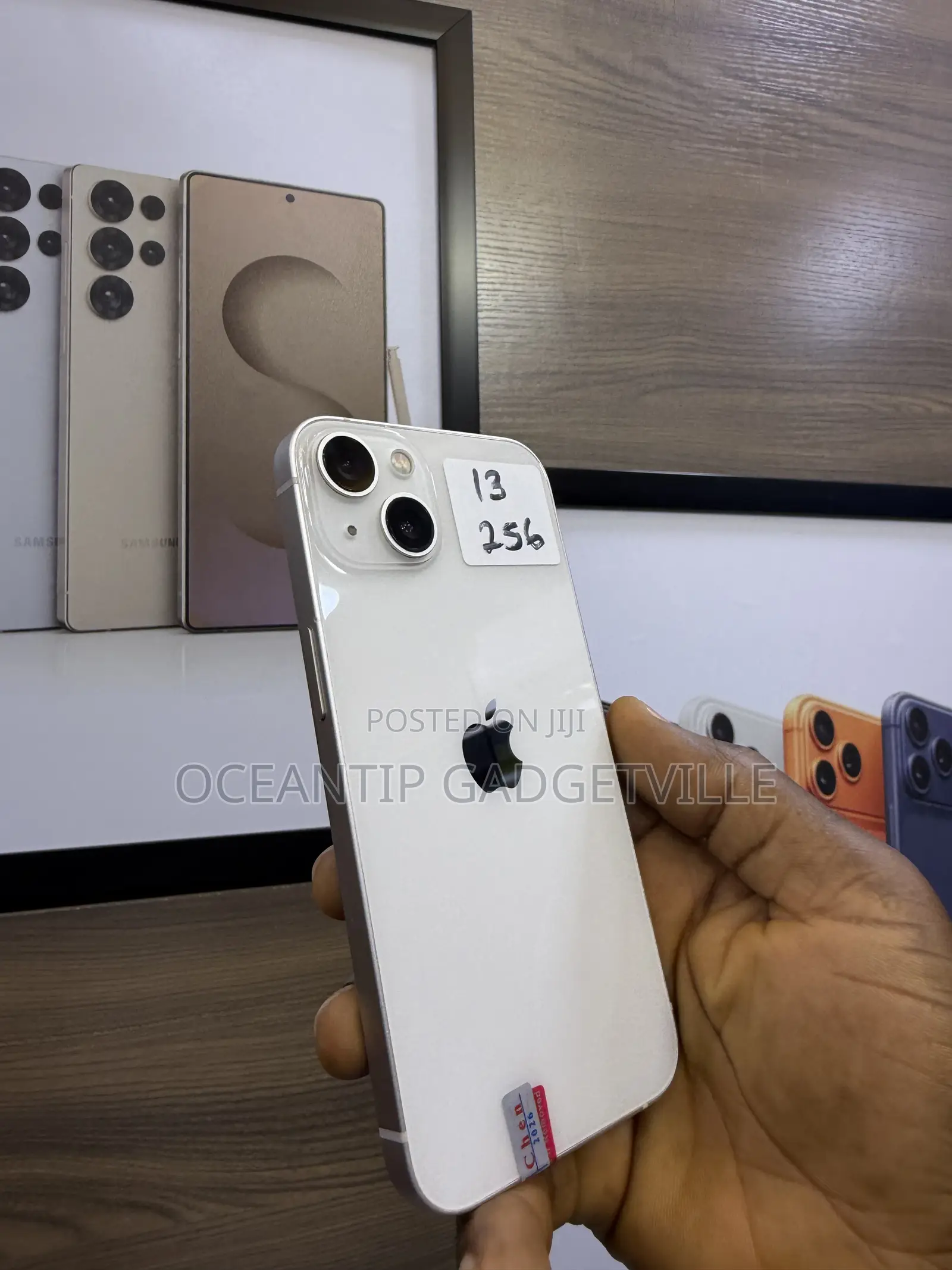 Apple iPhone 13 256 GB White