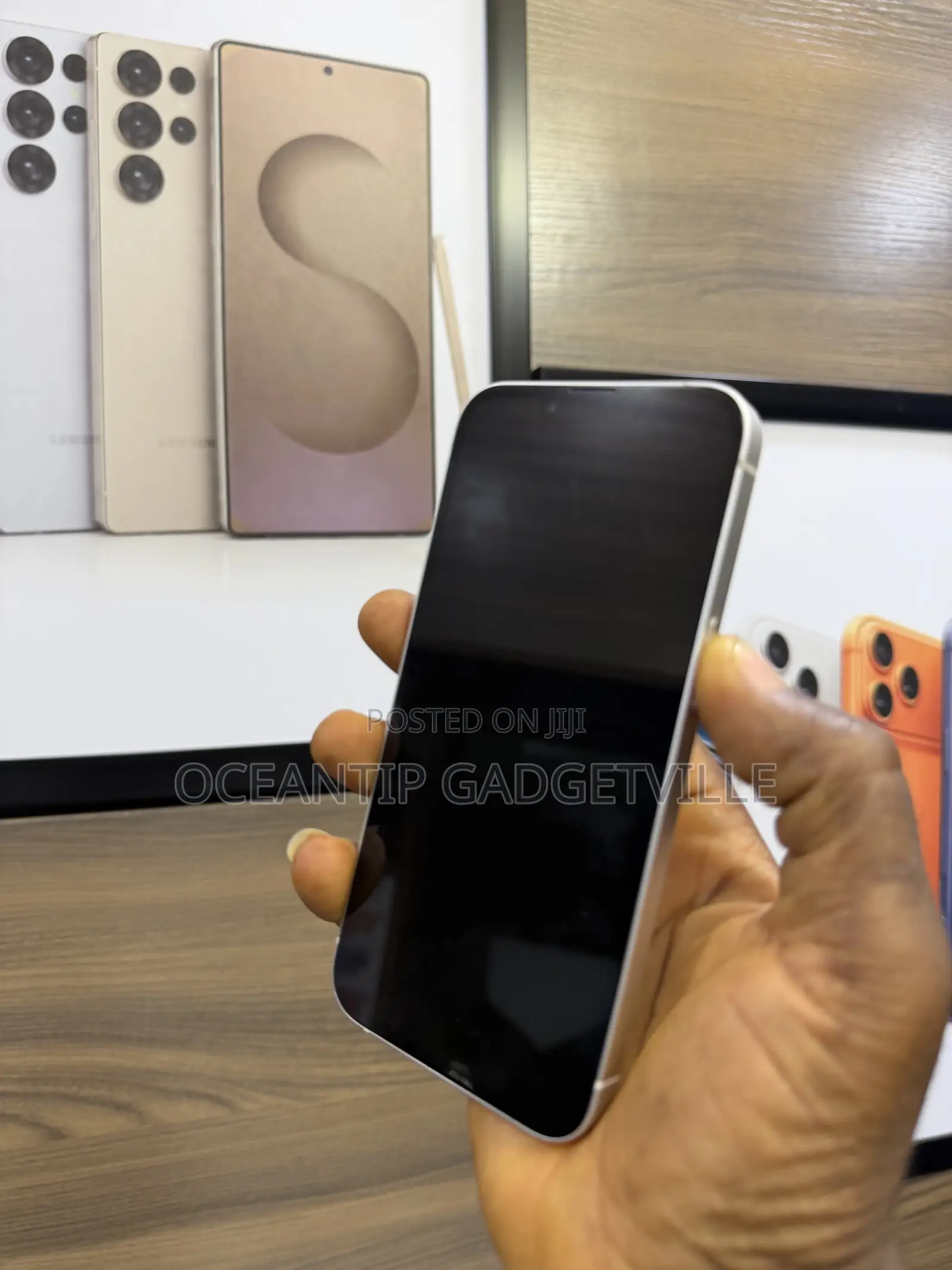 Apple iPhone 13 256 GB White