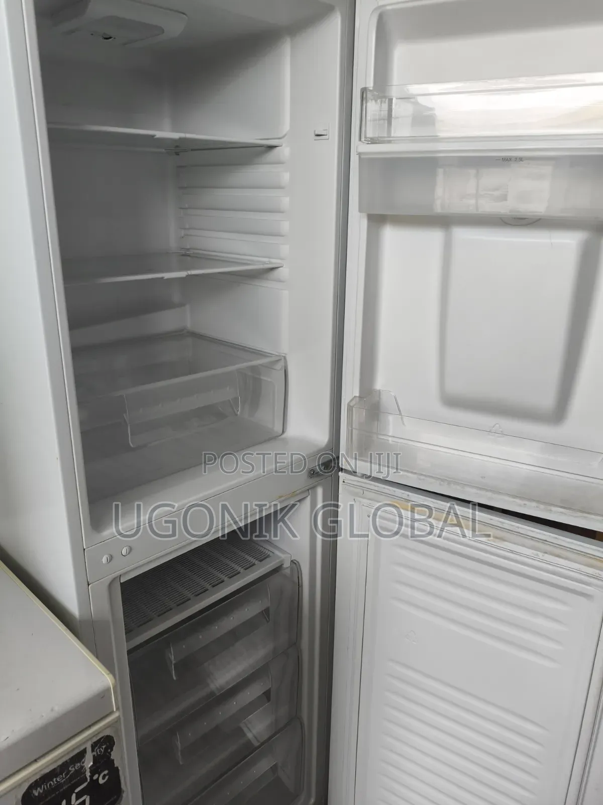 Perfectly Working Fridge and Freezer With Low Energy Consumption