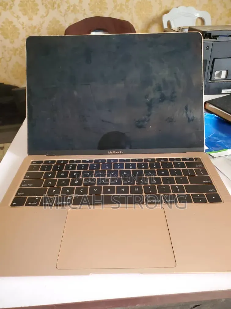 Laptop Apple MacBook Air 2019 8GB Intel Core i5 SSD 128GB