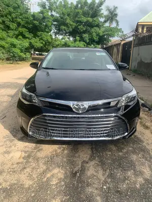 Toyota Avalon XLE Premium Sedan FWD (3.5L 6cyl 6A) 2017 Black