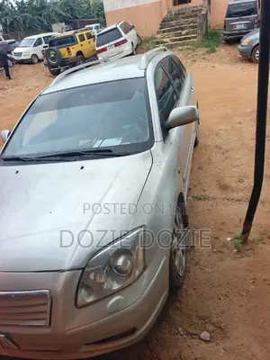 Toyota Avensis 2008 Gray