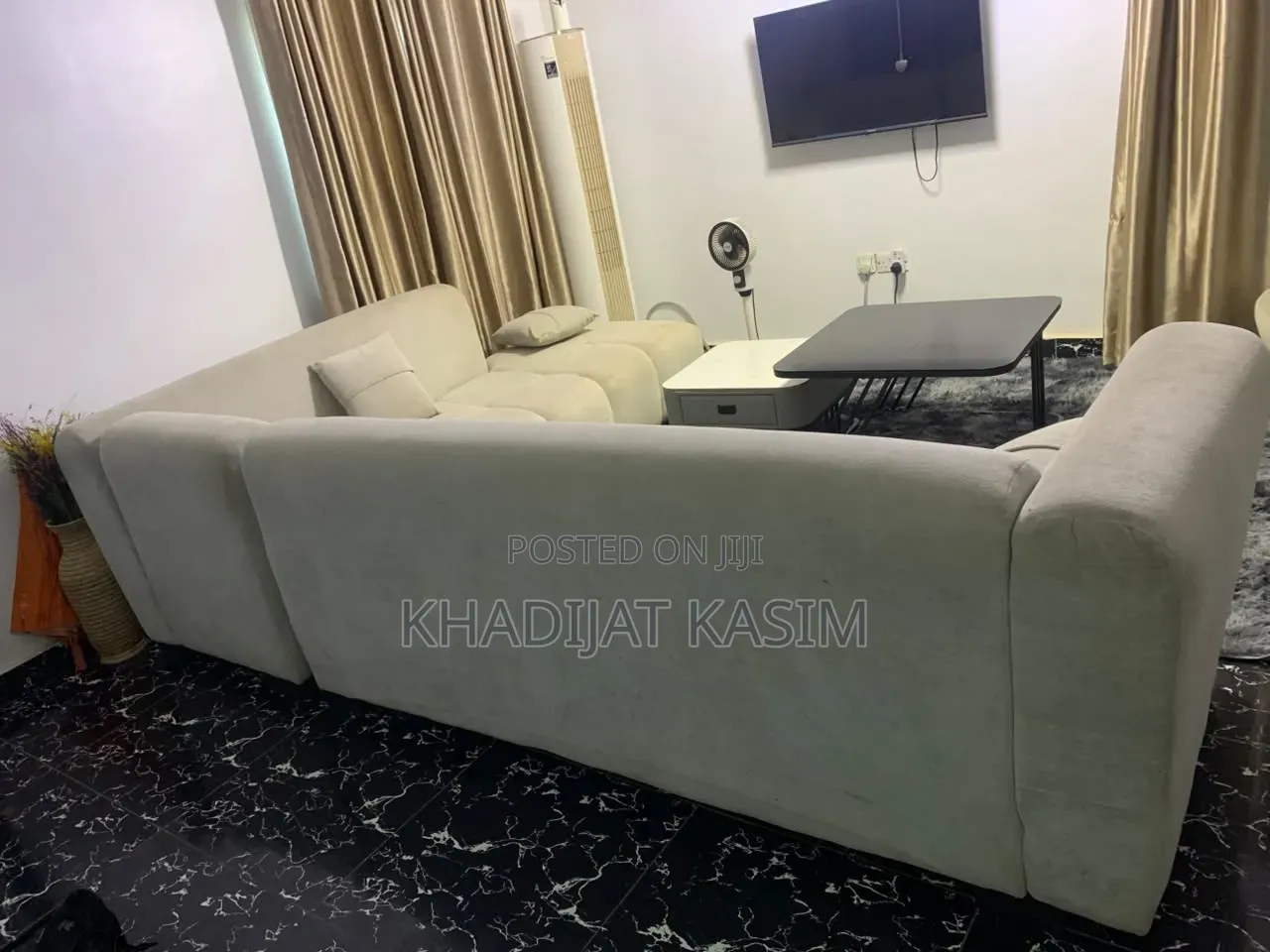 Almost New L Shaped Sofa Set