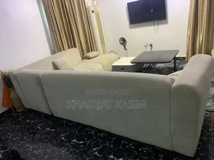 Almost New L Shaped Sofa Set