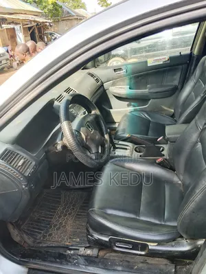 Honda Accord 2005 Blue