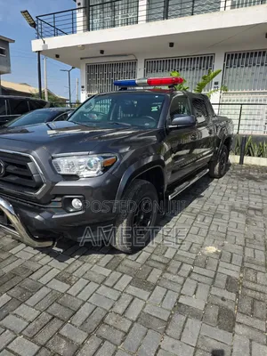 Toyota Tacoma 2023 Black