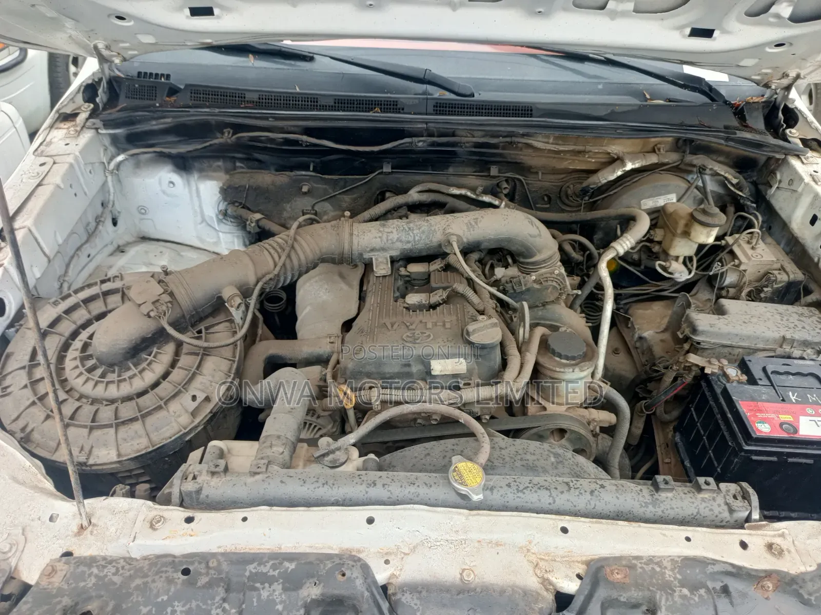 Toyota Hilux 2012 White