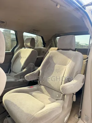 Toyota Sienna 2005 Gold
