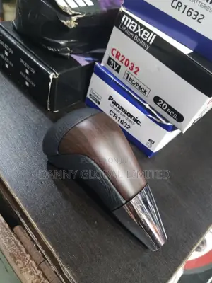 Leather Mixed With Formica Gear Knob