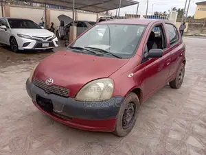 Toyota Yaris 2002 Burgandy