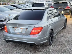 Mercedes-Benz C300 Sport 4Matic Sedan AWD (3.0L 6cyl 7A) 2011 Silver