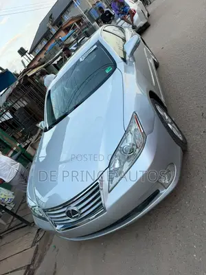 Lexus ES 350 2011 Silver