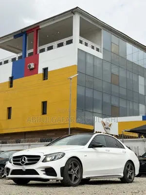 Mercedes-Benz C450 2016 White