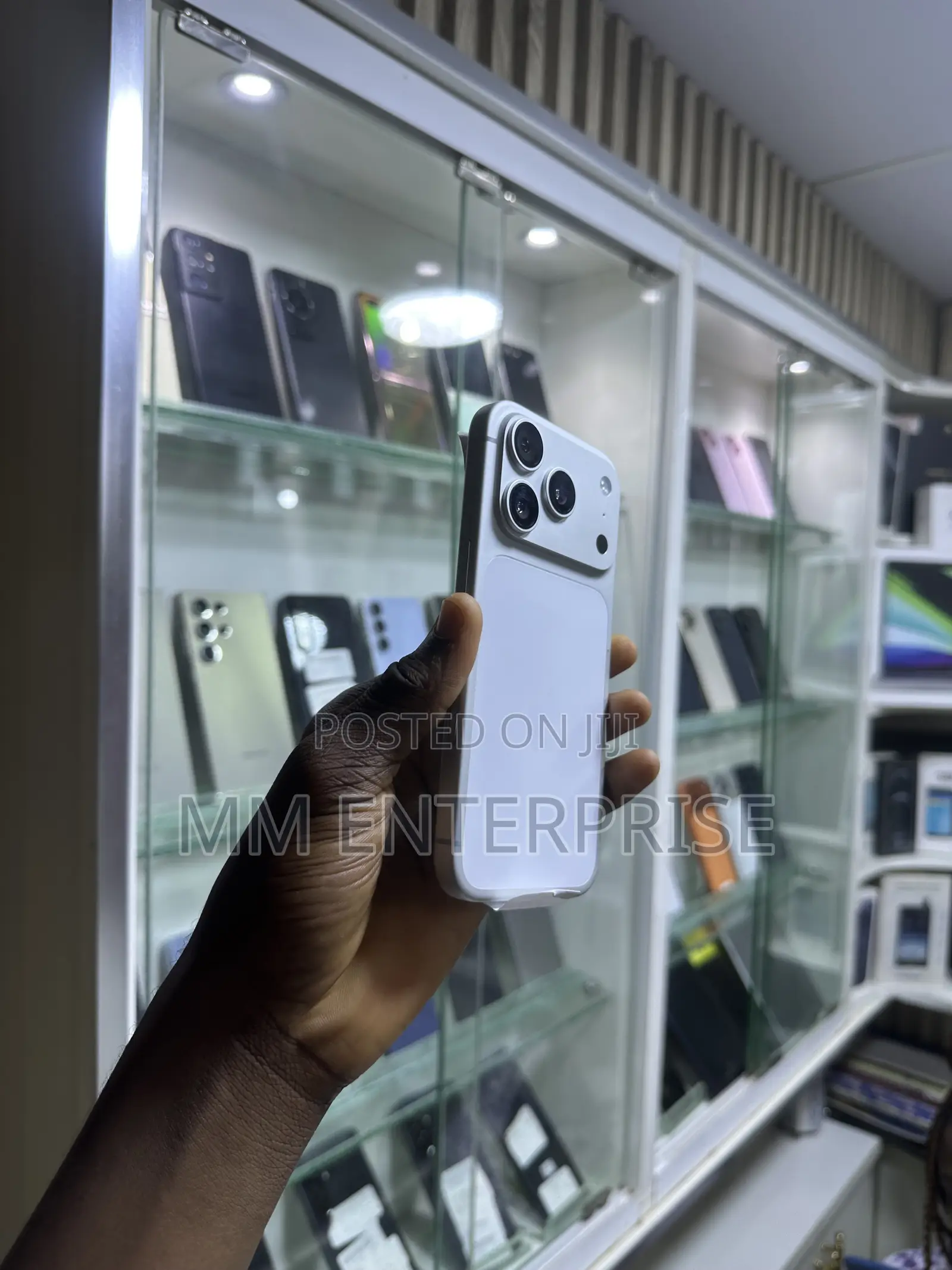 New Apple iPhone 17 Pro 256 GB White