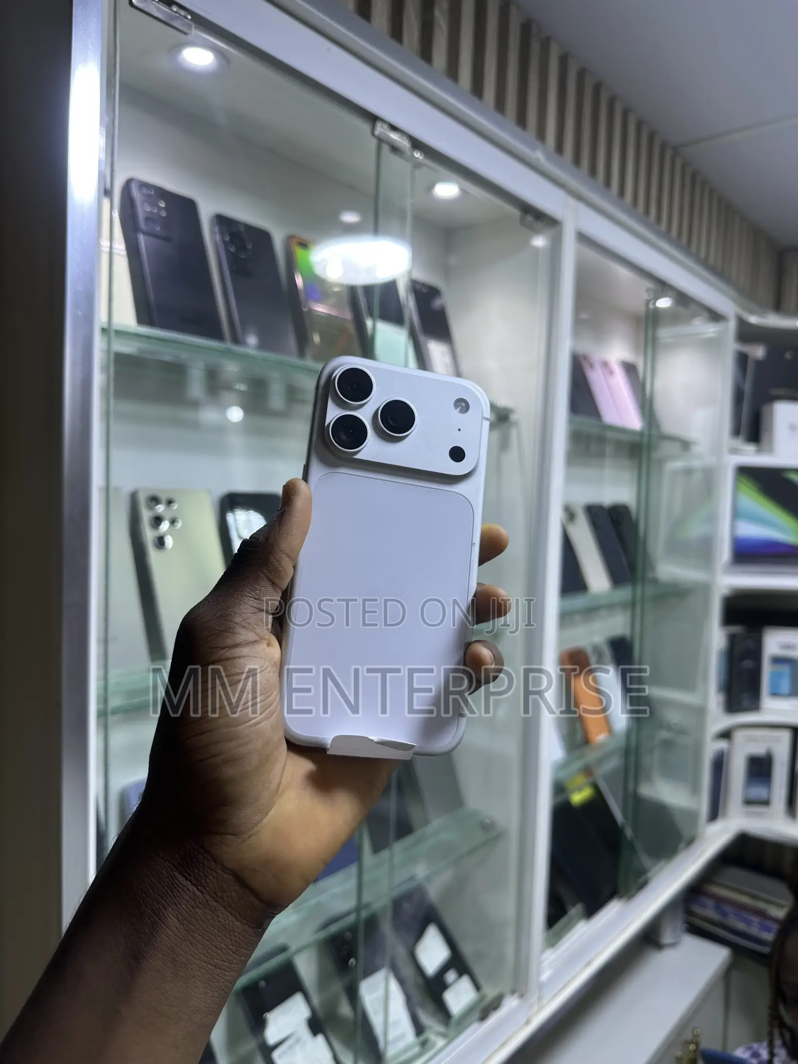 New Apple iPhone 17 Pro 256 GB White