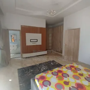 4bdrm Duplex in Orchid Before Round, Chevron for rent