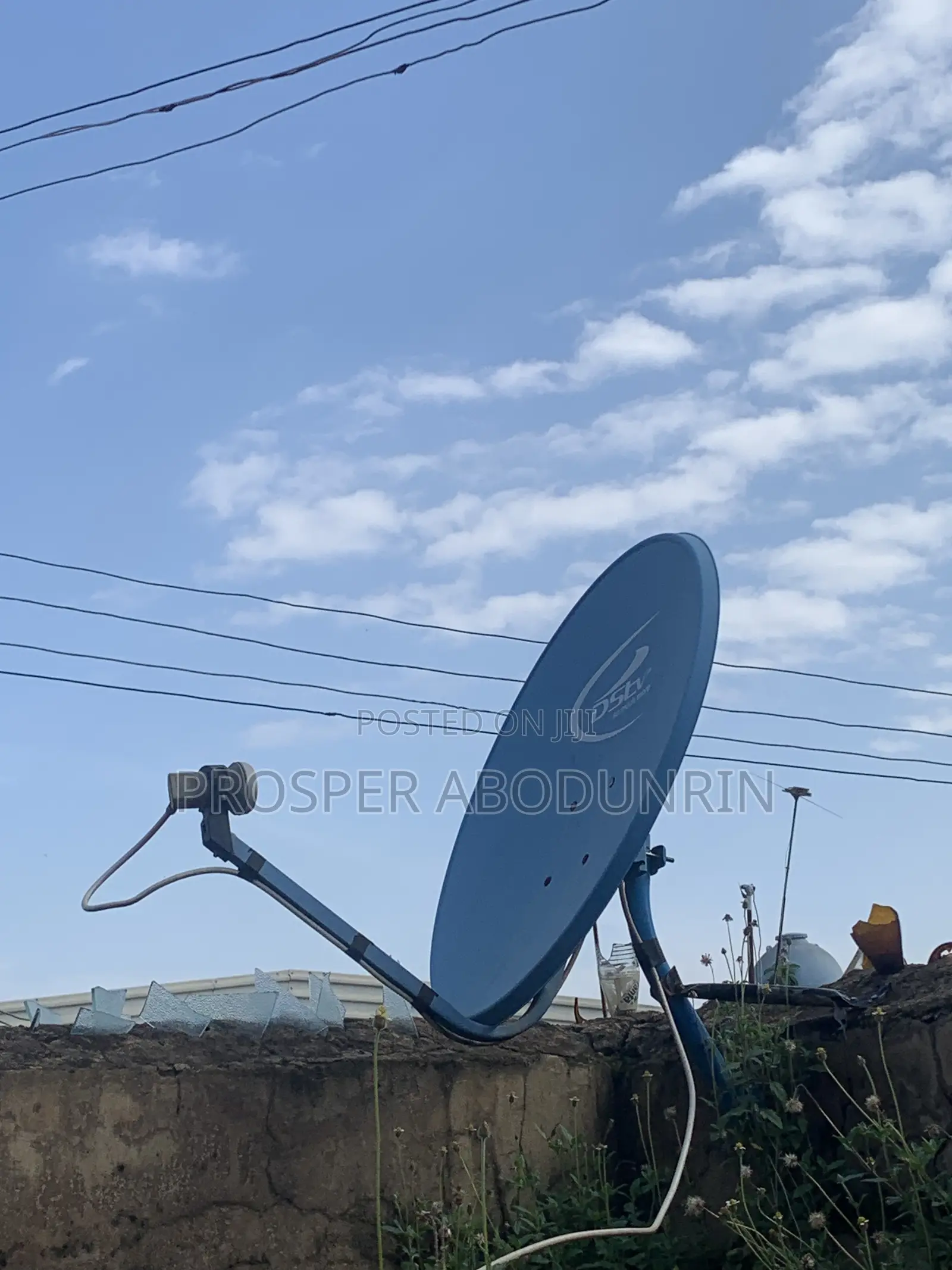 DSTV 9s Decoder + Dish + Remote + Smart LNB for Sale